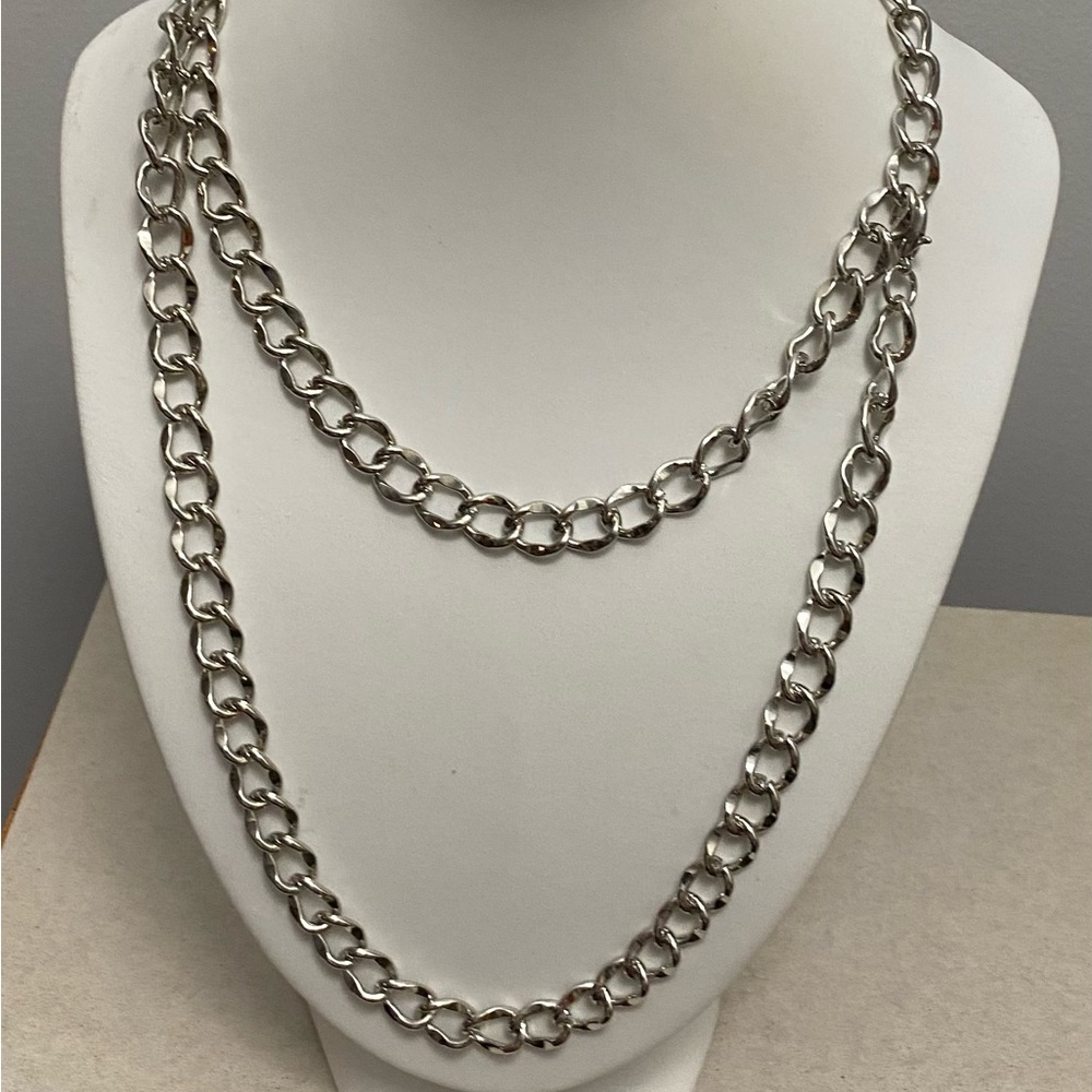 NEW Thick chain necklace